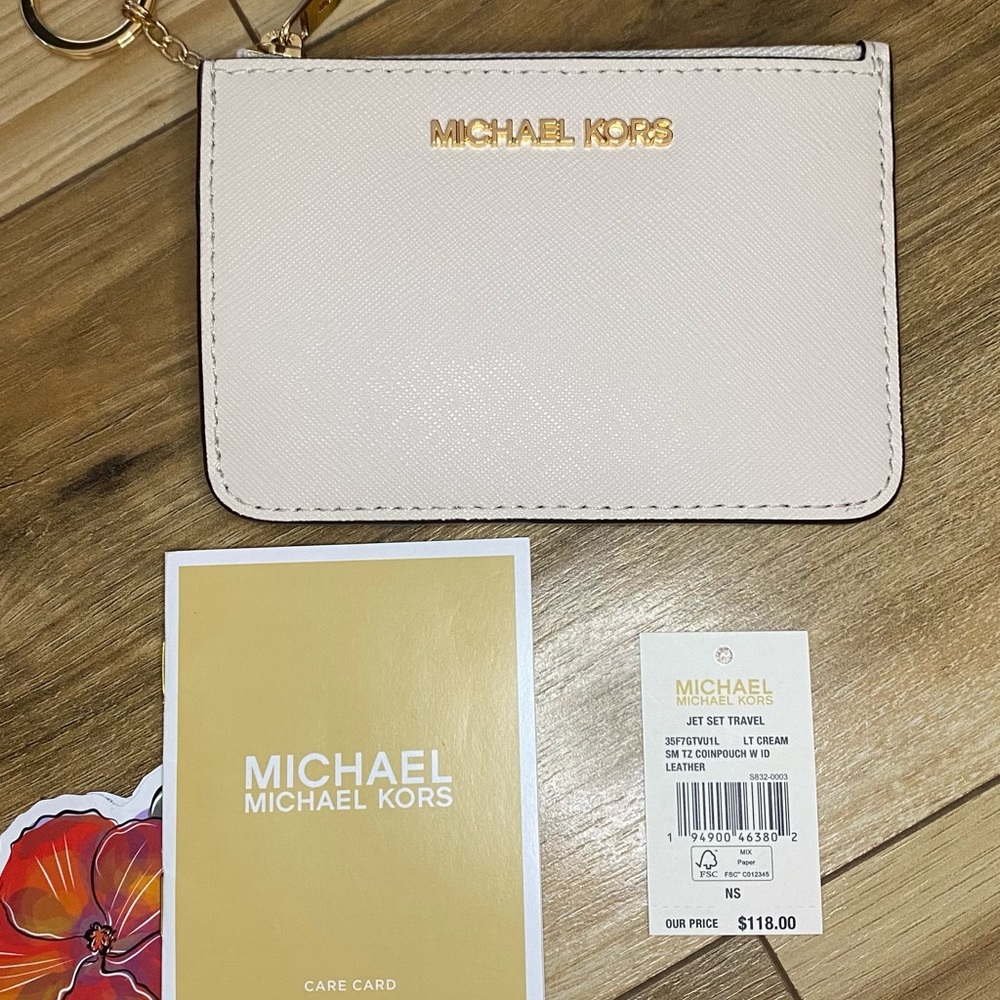 Sold - Picture 2 of 10